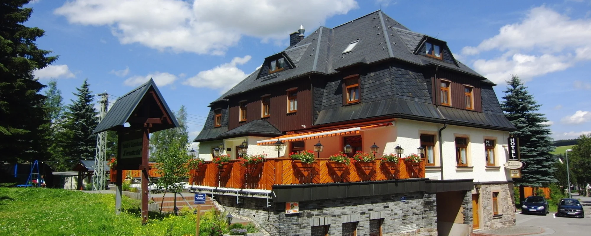 Hotel Vierenstra&szlig;e, Sehmatal-Neudorf